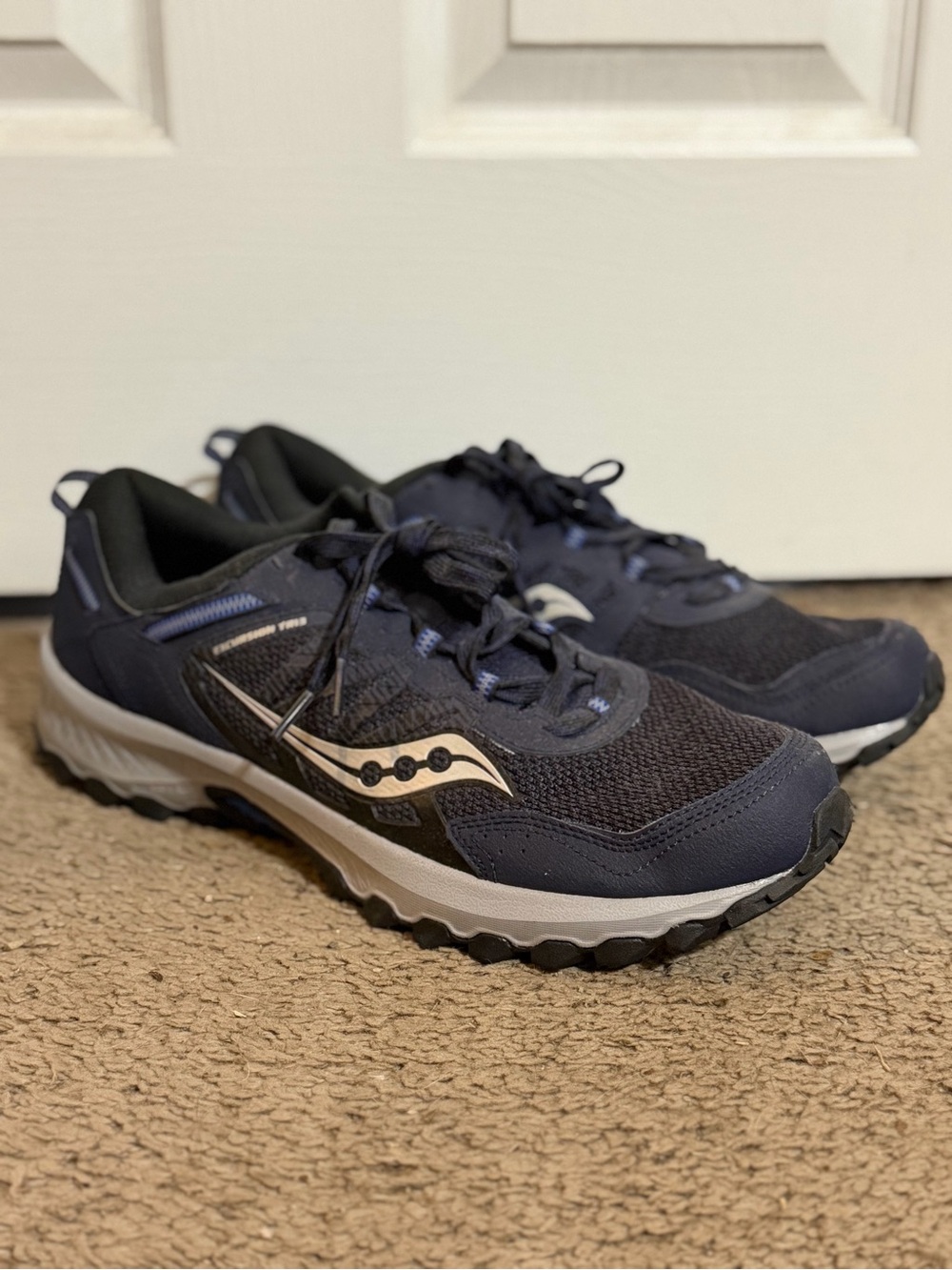 Saucony Men's Navy and White Trail Running Shoes